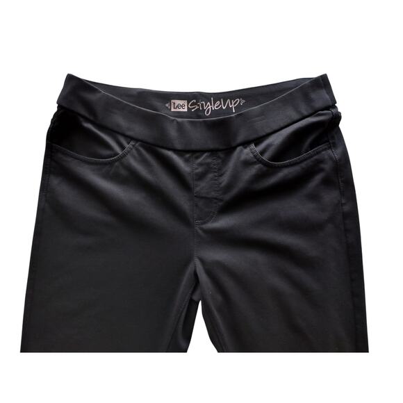 Lee Women's Black Style Up Mid Rise Straight Leg Pull-On Pants Plus Size 14 - Picture 3 of 10